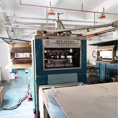 Digunakan 8000kg Cup Thermoforming Machine dengan Max Forming Lebar 750mm