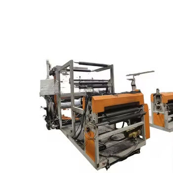 Mesin Ekstrusi Plastik Desain Sekrup yang Disesuaikan untuk Meningkatkan Efisiensi Produksi